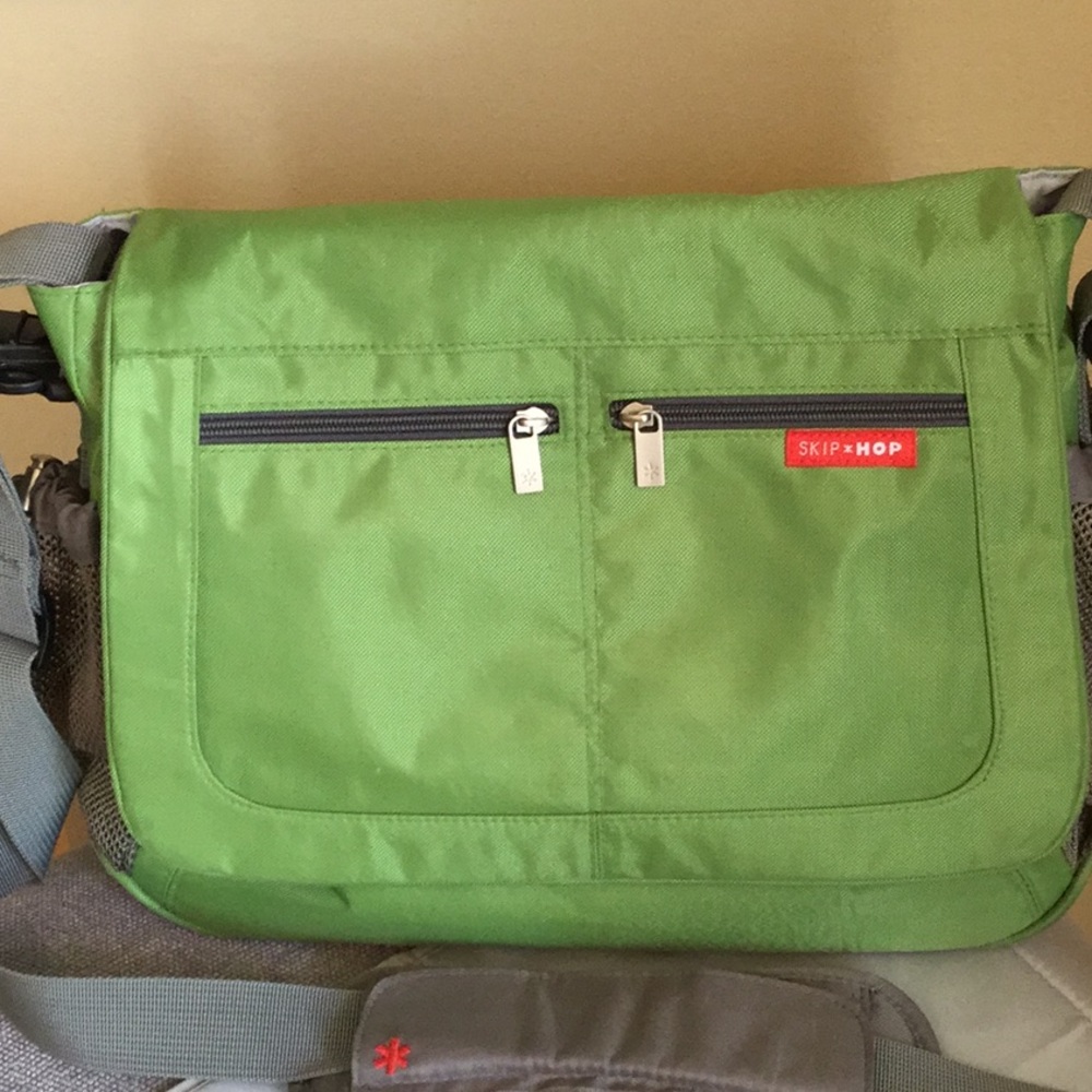 Skip Hop Diaper Bag - Picture 2 of 8